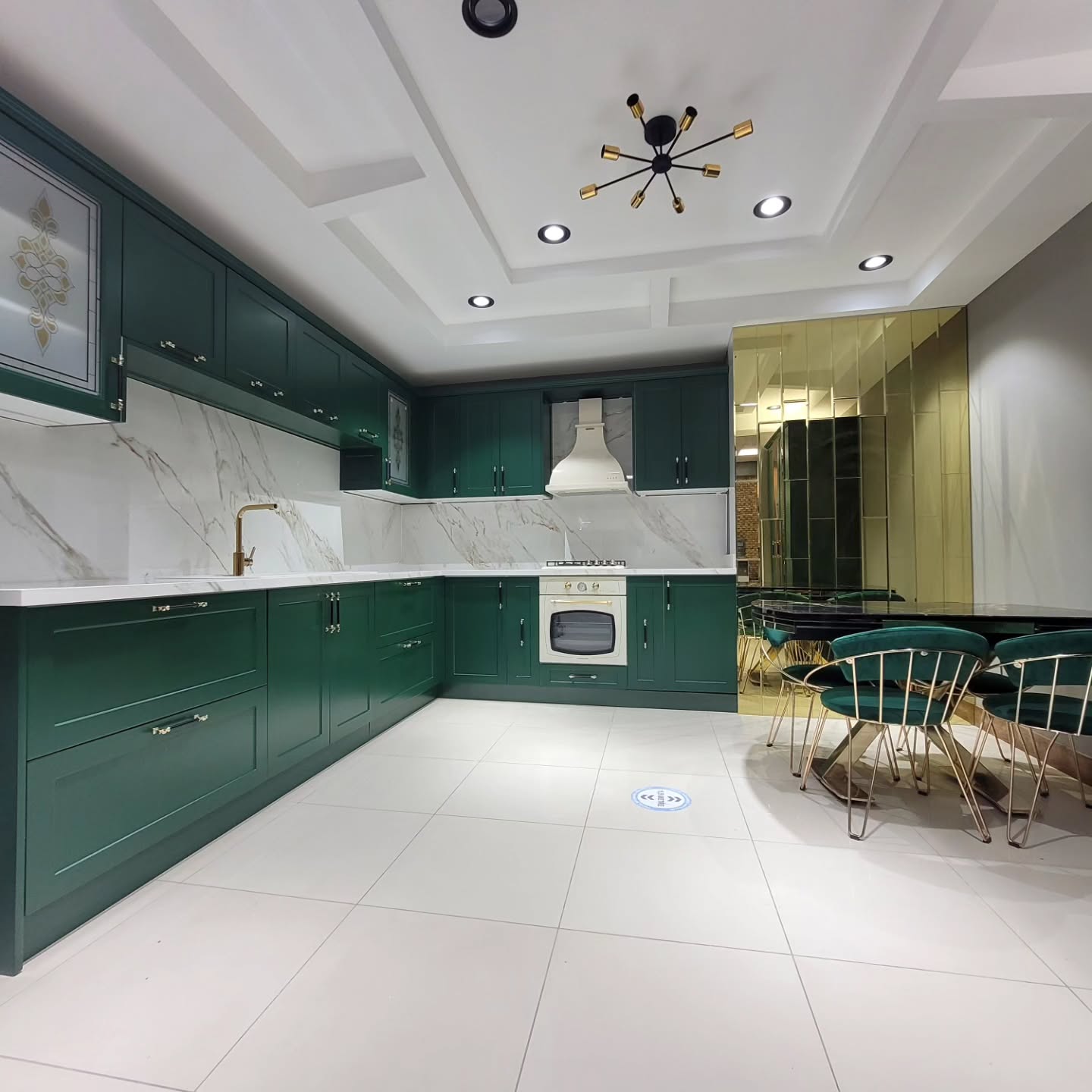 Kitchen Cabinet